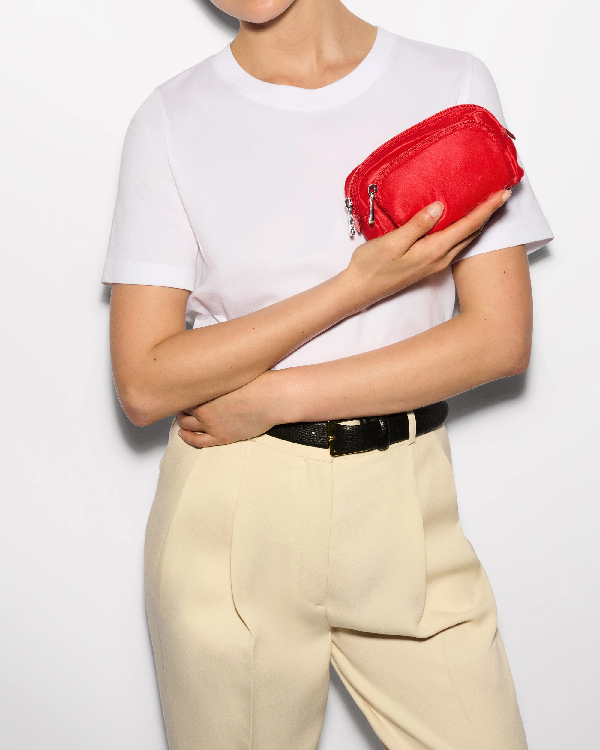 Bright Cherry Small Chelsea Cosmetic