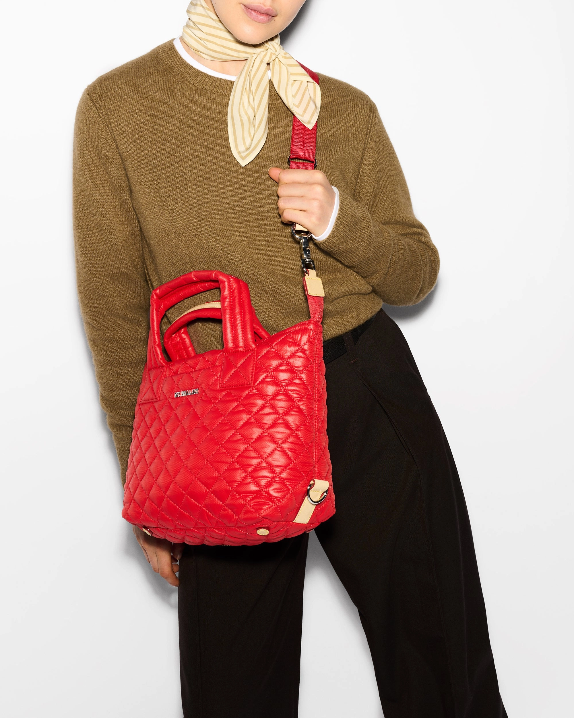 Bright Cherry Small Sutton Deluxe