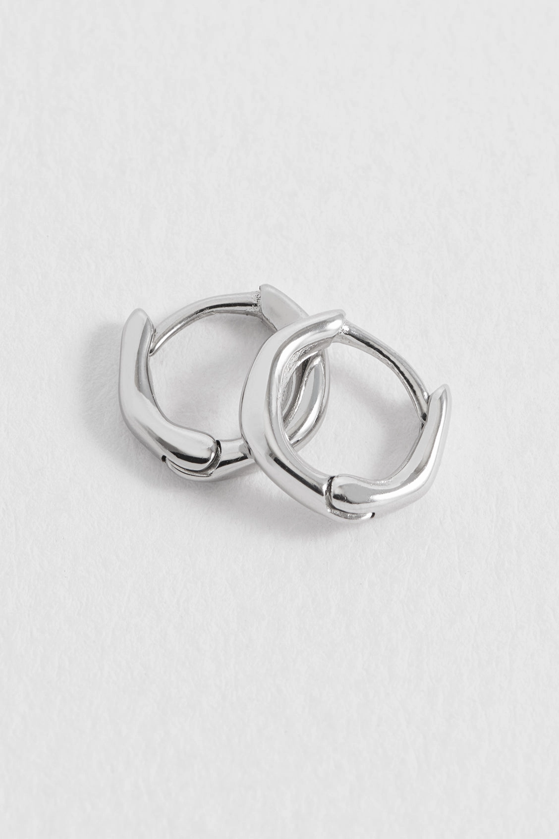 Men's Molten Huggie Hoop