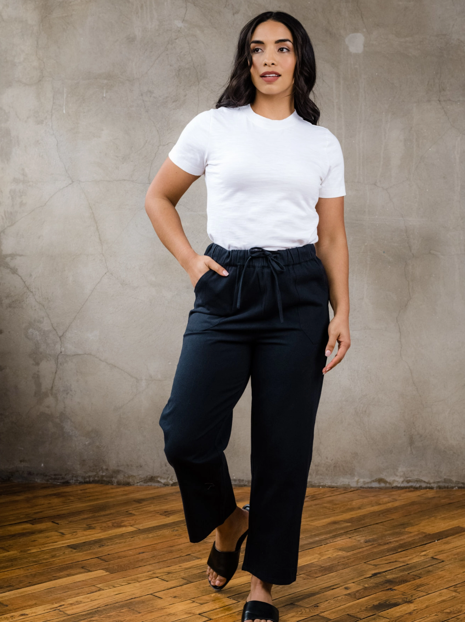 Mila Pull On Pant