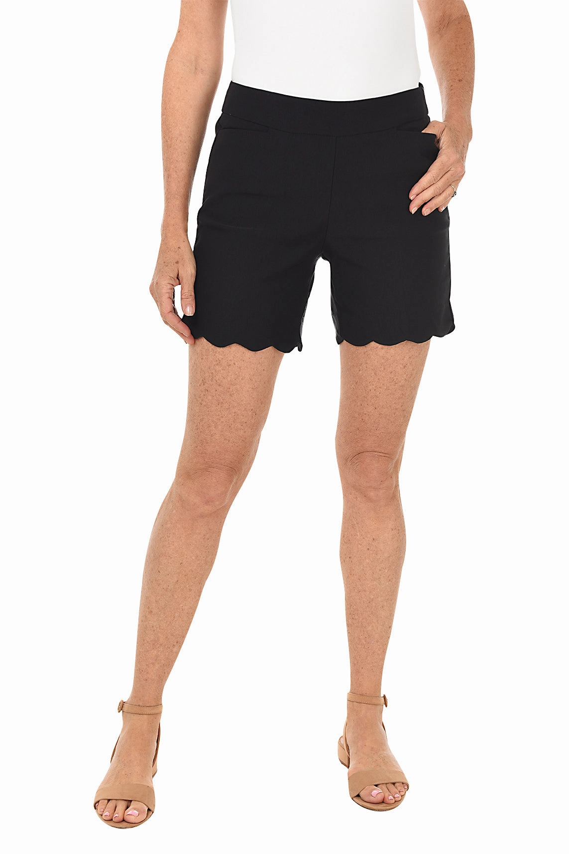Pull-On Stretch Scallop Short
