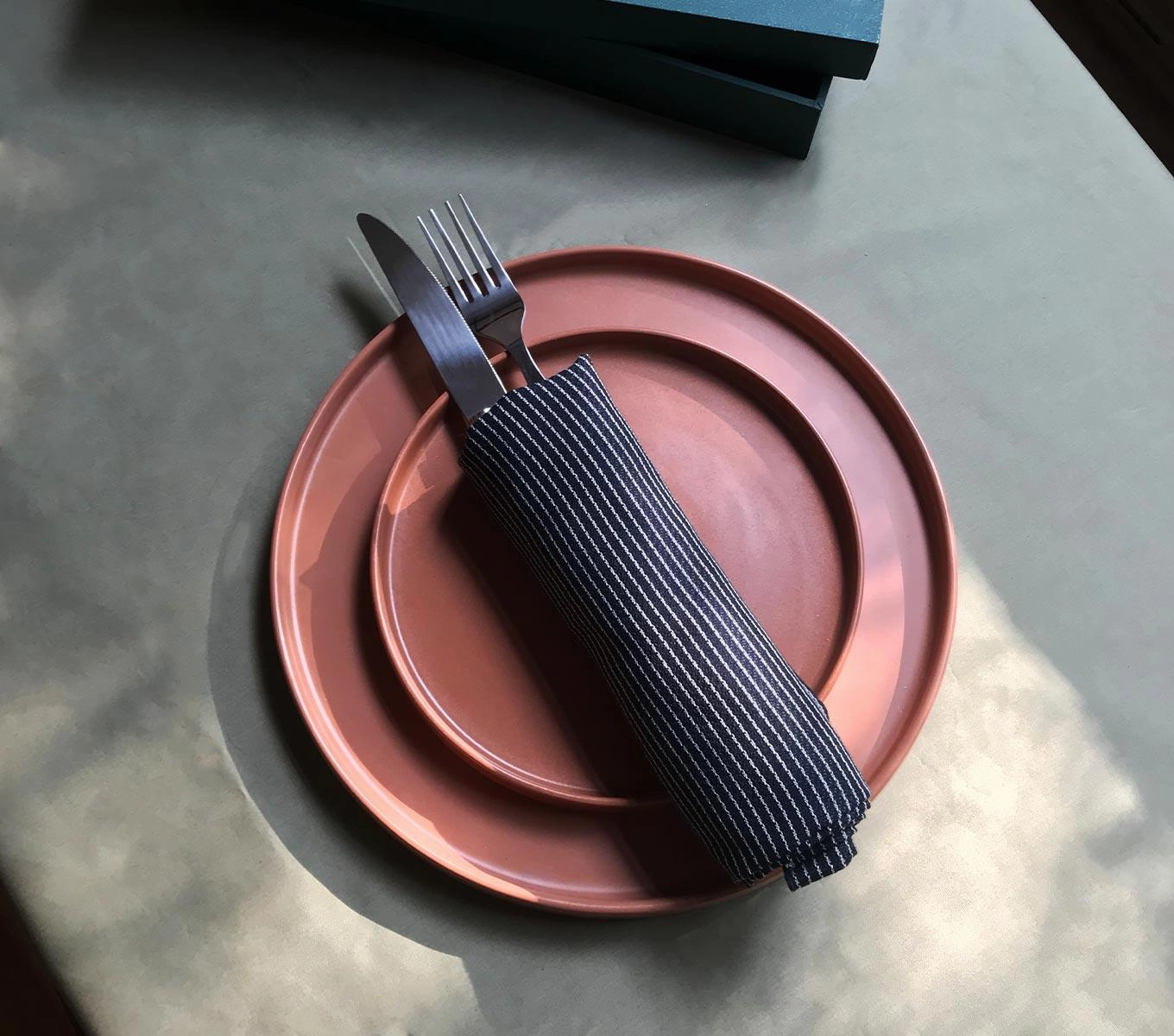 Quarter Plate