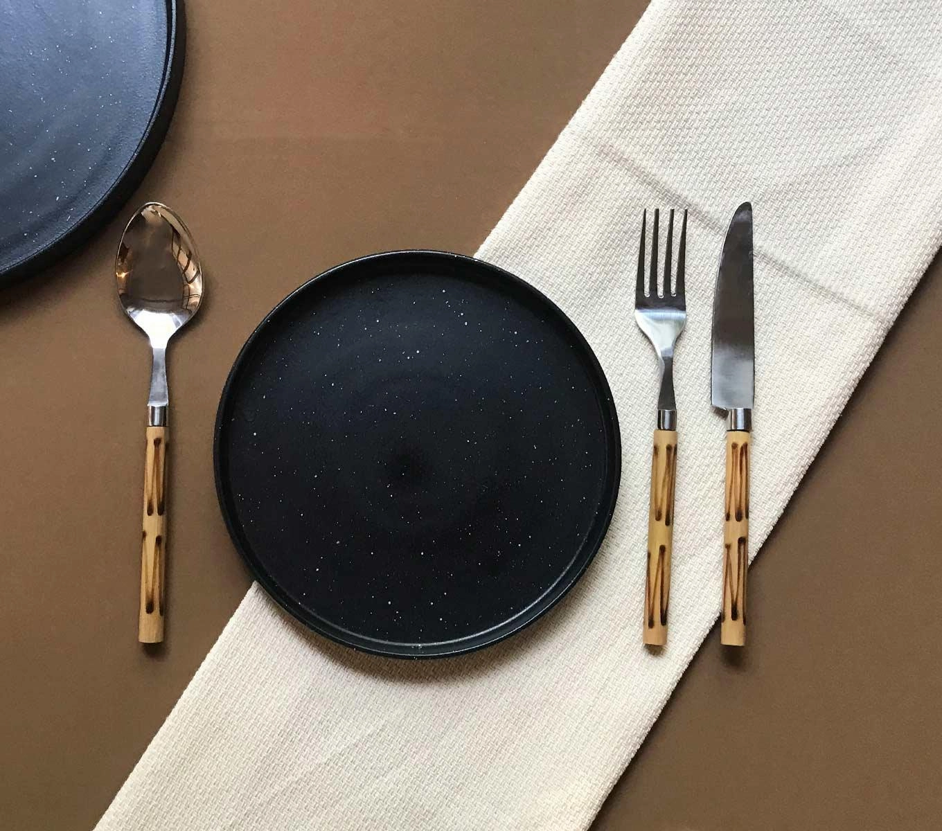 Quarter Plate