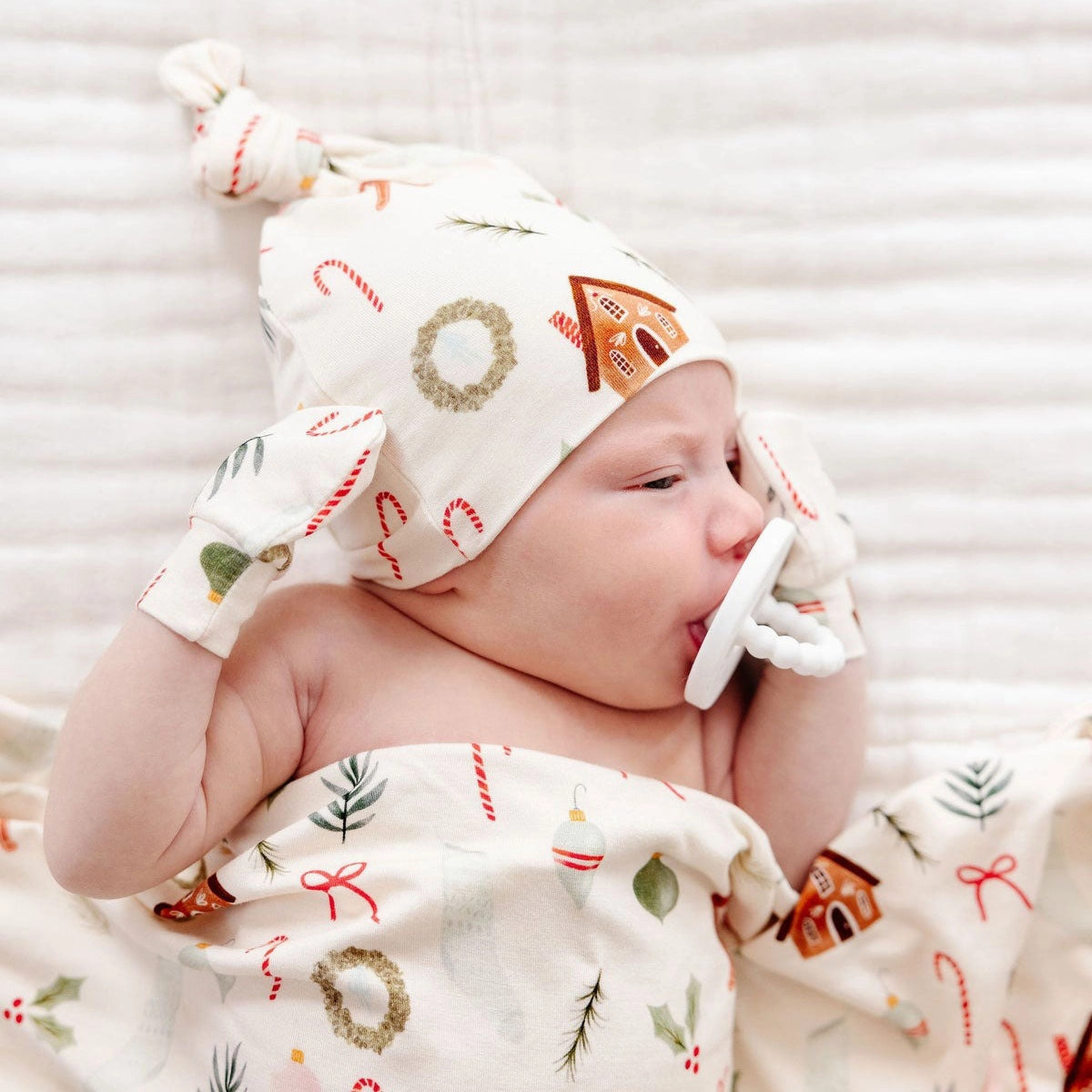 Seasonal Top Knot Hat