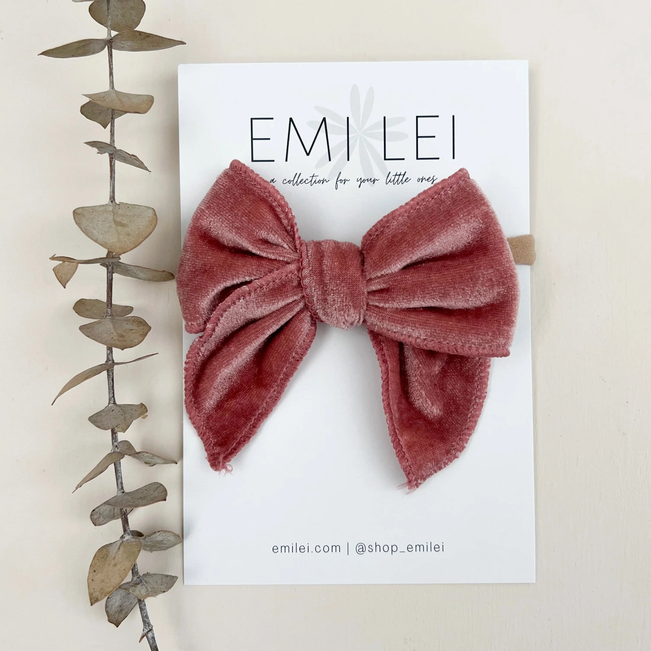 Velvet Fable Bow - Nylon Heaband